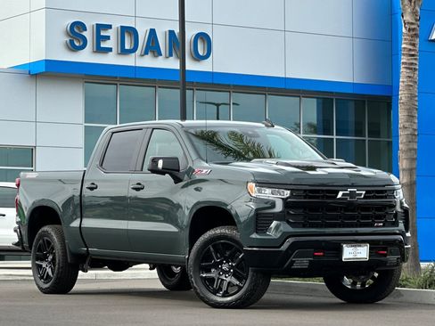 New 2026 Chevrolet Silverado 1500 LT Trail Boss w/ LT Trail Boss Premium Package AWD/4WD image 2