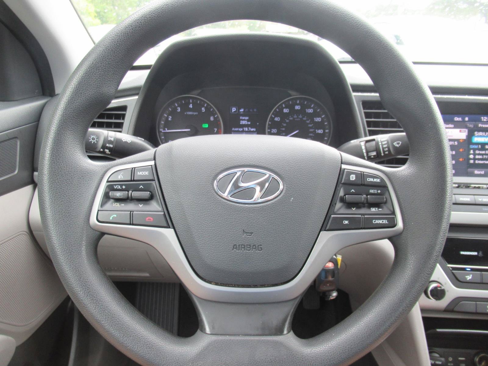 Used 2018 Hyundai Elantra SEL FWD image 22