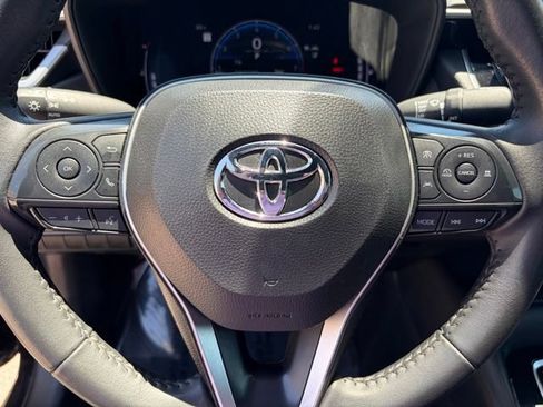 Used 2026 Toyota Corolla SE FWD image 19