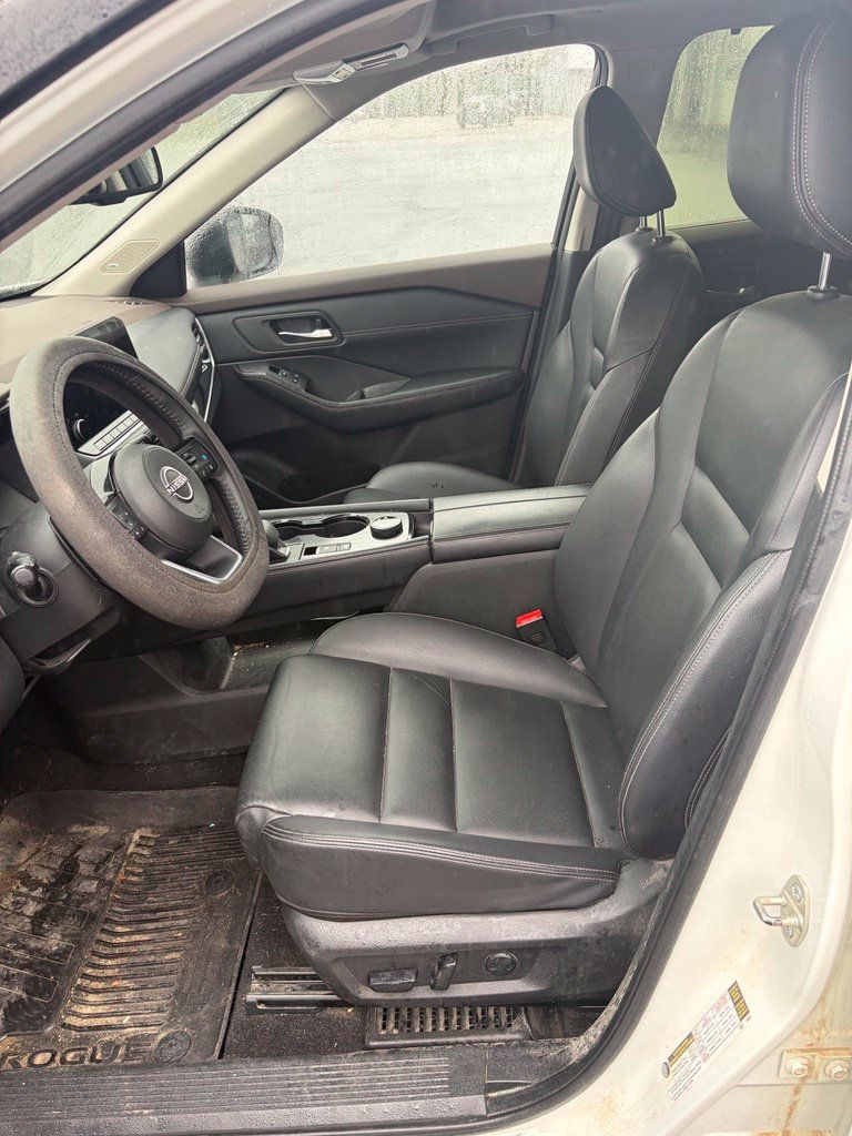 Used 2023 Nissan Rogue SL w/ SL Premium Package AWD/4WD image 6