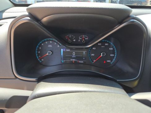 Used 2018 Chevrolet Colorado LT w/ LT Convenience Package RWD image 11