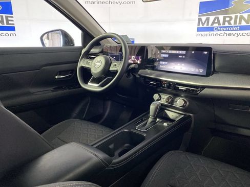 Used 2025 Nissan Kicks SV w/ SV Premium Package AWD/4WD image 26