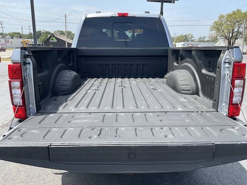 Used 2021 Ford F250 Lariat w/ Chrome Package AWD/4WD image 16