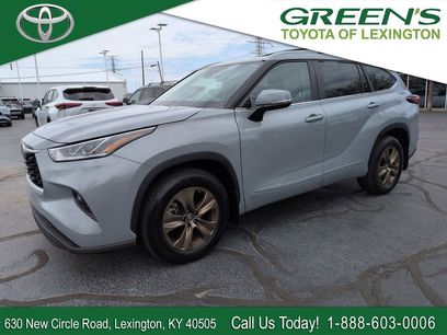 Used 2023 Toyota Highlander Bronze Edition