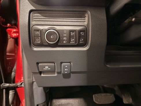 Used 2025 Ford F250 Lariat w/ Chrome Package AWD/4WD image 16