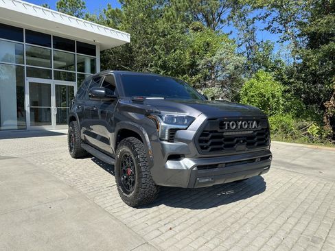 Used 2024 Toyota Sequoia TRD Pro AWD/4WD image 17