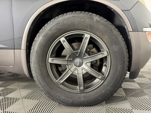 Used 2011 Buick Enclave CXL w/ Trailering Provision Package AWD/4WD image 44