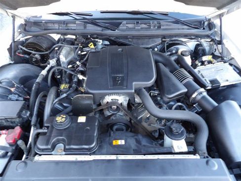 Used 2010 Mercury Grand Marquis LS image 22