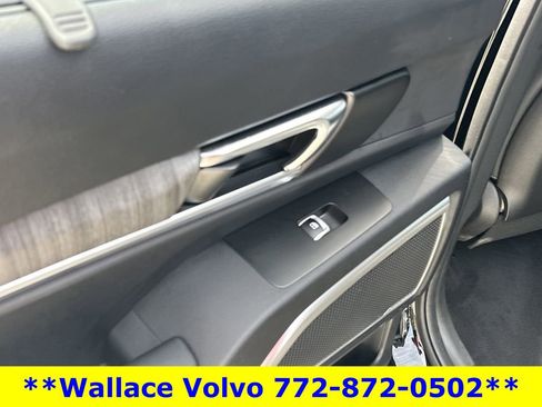 Used 2023 Kia Telluride EX FWD image 15