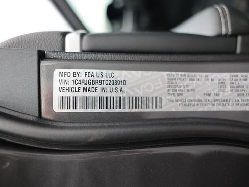 New 2026 Jeep Grand Cherokee Limited image 36