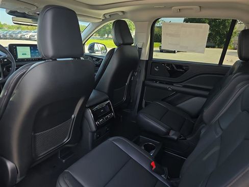 New 2025 Lincoln Aviator 2WD w/ Equipment Group 101A image 12