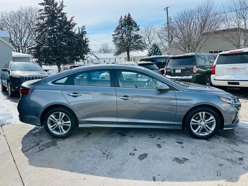 Used 2018 Hyundai Sonata SEL image 2