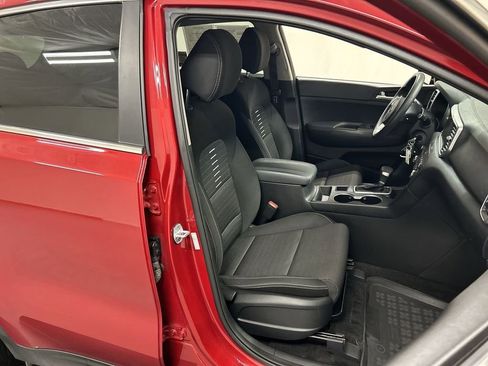 Used 2020 Kia Sportage LX w/ LX Popular Package image 22