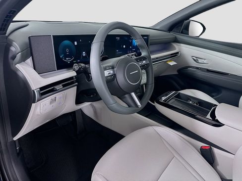 New 2026 Hyundai Tucson Limited image 9