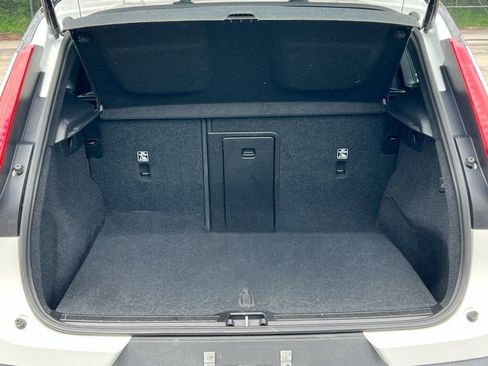 Used 2023 Volvo XC40 Recharge Ultimate AWD/4WD image 42