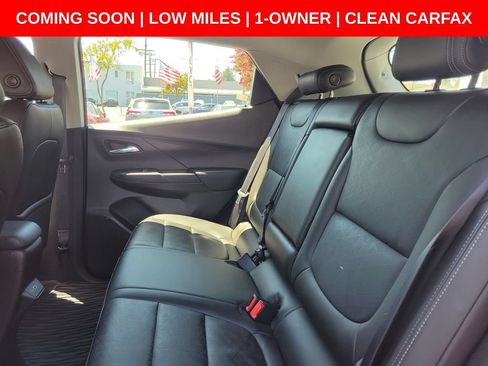 Used 2023 Chevrolet Bolt LT w/ Infotainment Package FWD image 14
