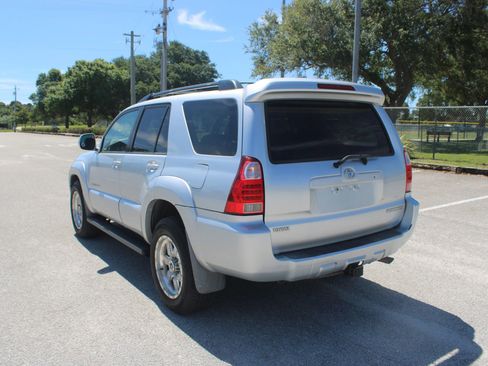 Used 2008 Toyota 4Runner Limited AWD/4WD image 6