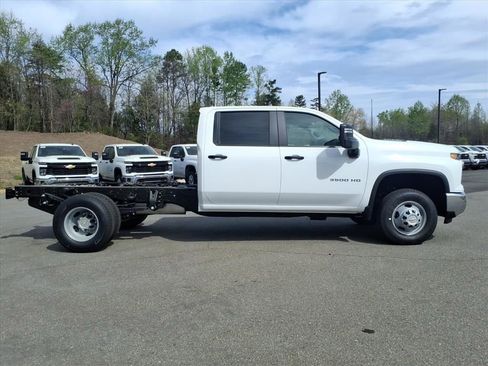 New 2026 Chevrolet Silverado 3500 W/T w/ WT Convenience Package image 26
