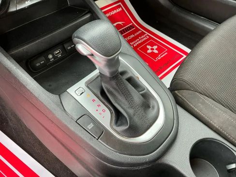 Used 2021 Kia Forte LXS image 30