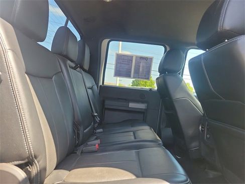 Used 2016 Ford F250 Lariat w/ Lariat Ultimate Package AWD/4WD image 28