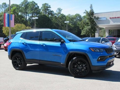 New 2026 Jeep Compass Latitude image 2