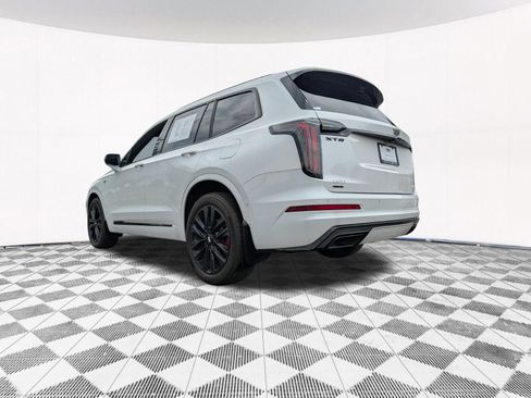 Certified 2024 Cadillac XT6 Sport w/ LPO, Onyx Lite Package AWD/4WD image 18