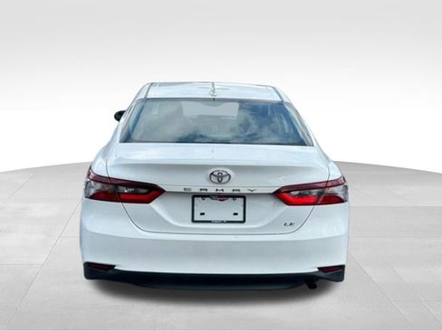 Used 2024 Toyota Camry LE FWD image 5