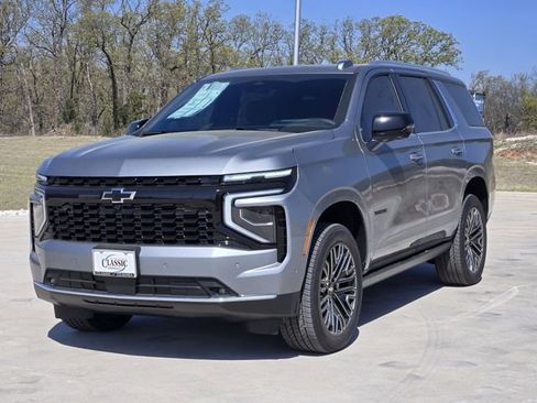 New 2026 Chevrolet Tahoe Premier image 3