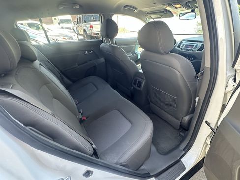Used 2014 Kia Sportage LX AWD/4WD image 43