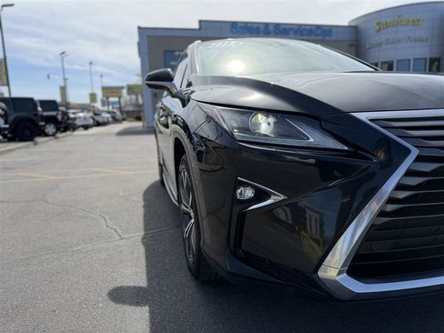 Used 2017 Lexus RX 350 AWD w/ Premium Package image 9