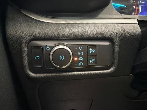 Certified 2020 Ford Explorer XLT w/ Equipment Group 202A AWD/4WD image 28