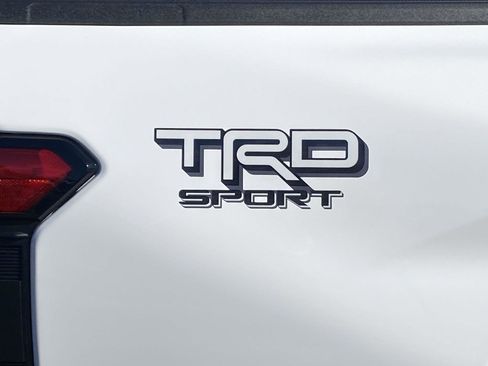 Used 2024 Toyota Tacoma TRD Sport image 8