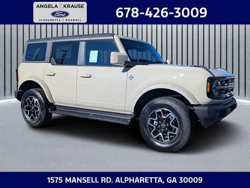 New 2025 Ford Bronco Outer Banks image 1