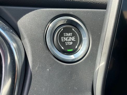 Used 2024 Chevrolet Blazer LT FWD image 31
