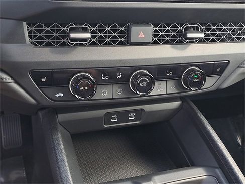 Certified 2023 Honda Accord EX image 29