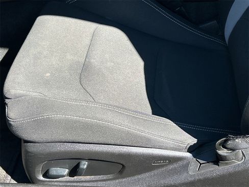 Used 2019 Chevrolet Camaro LT image 10