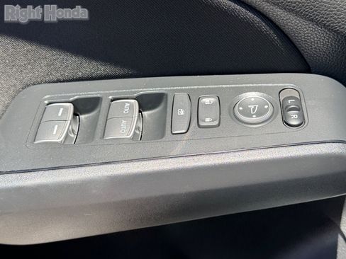 Certified 2025 Honda Civic Sport image 16