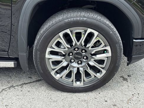 Used 2025 GMC Sierra 1500 Denali Ultimate AWD/4WD image 10