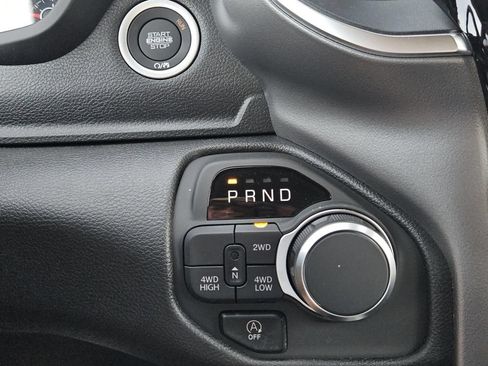 New 2026 RAM 1500 Express AWD/4WD image 14