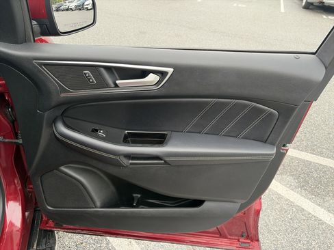 Used 2016 Ford Edge Sport w/ Equipment Group 401A AWD/4WD image 29