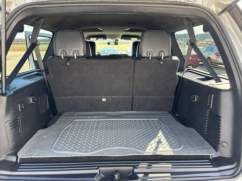 Used 2017 Ford Expedition EL Limited image 22