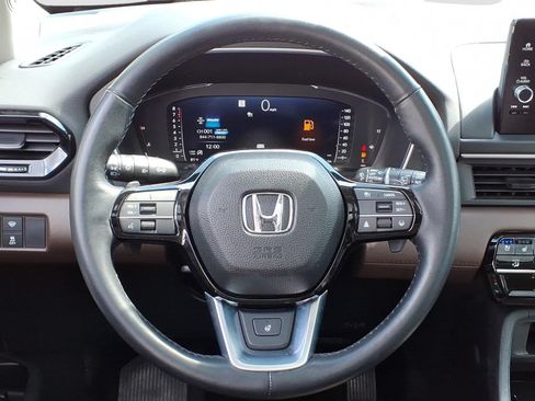 Used 2025 Honda Pilot Elite image 27