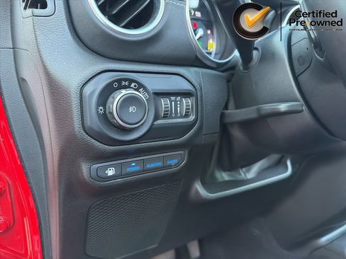 Certified 2022 Jeep Wrangler Unlimited Sahara w/ Cold Weather Group AWD/4WD image 46