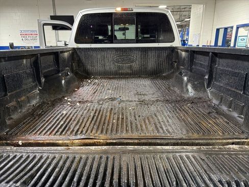 Used 2014 Ford F250 Lariat w/ Chrome Package image 9