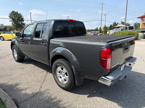 Used 2014 Nissan Frontier SV w/ SV Value Truck Package AWD/4WD image 4