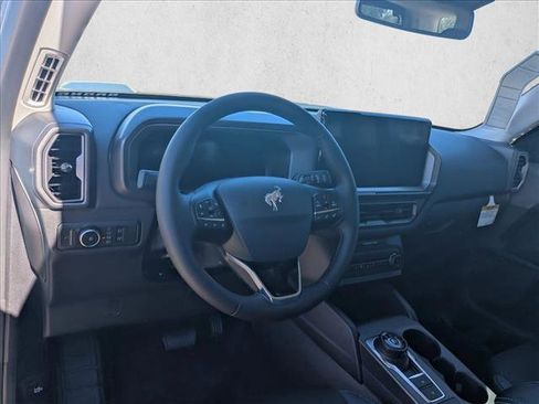 New 2025 Ford Bronco Sport Outer Banks w/ Outer Banks Tech Package+ AWD/4WD image 3