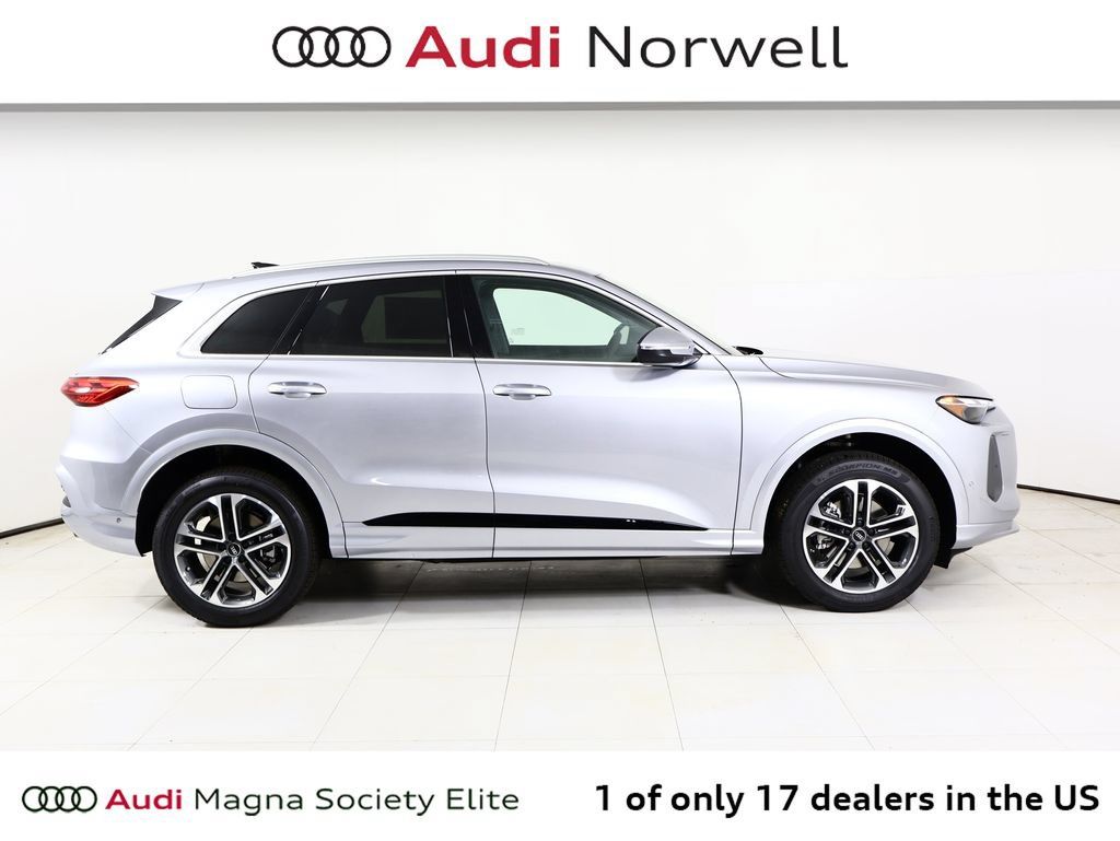 New 2026 Audi Q5 Premium AWD/4WD image 17