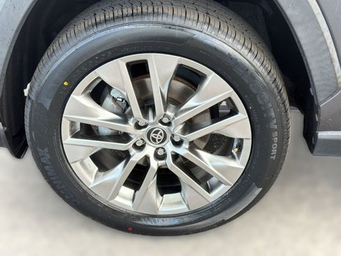 Used 2021 Toyota RAV4 XLE Premium AWD/4WD image 12