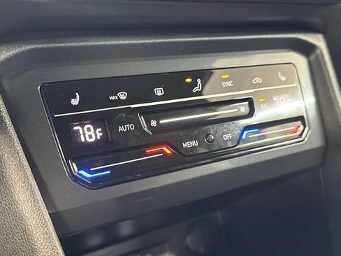 Certified 2023 Volkswagen Tiguan SE R-Line FWD image 19