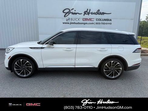 Used 2020 Lincoln Aviator Reserve w/ Equipment Group 202A AWD/4WD image 3